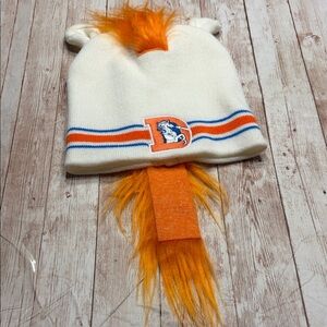 NFL Denver Broncos "Miles Mane" beanie hat